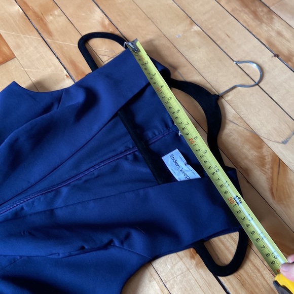 Finders Keeper navy blue wide leg deep V jumpsuit - Picture 10 of 15